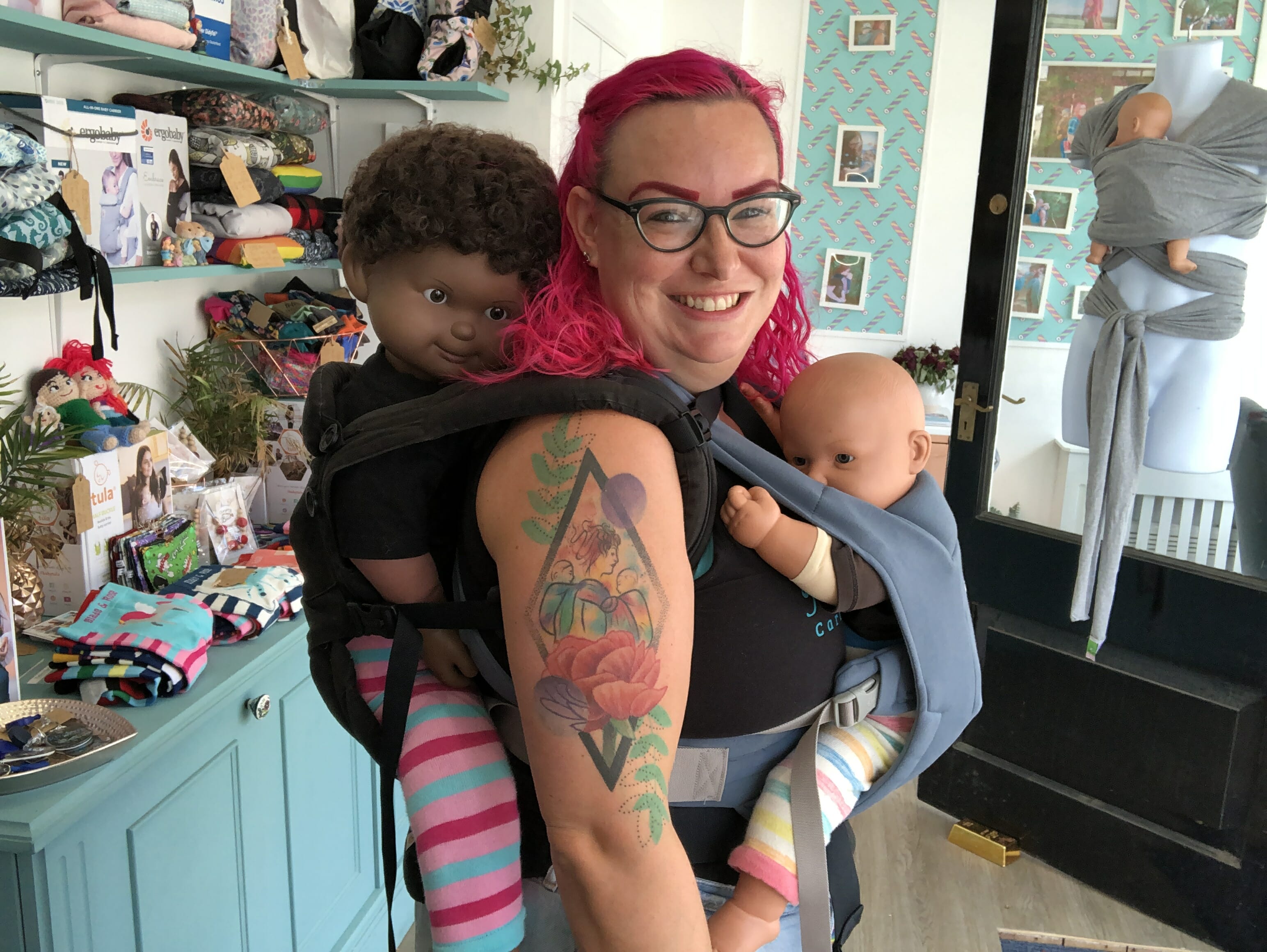Your Guide to Tandem Carrying | Ergobaby